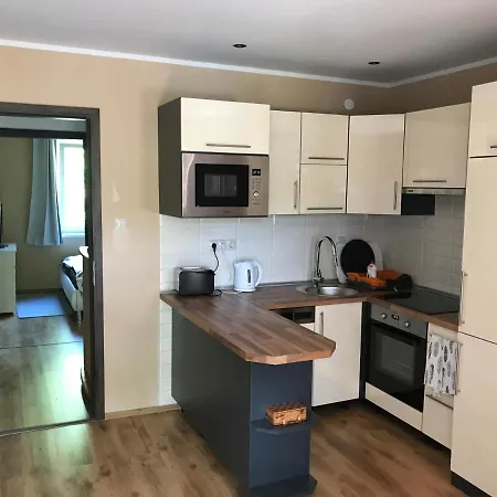 Central Apartman شقة بالاتونفوريد